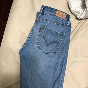 Levi perfect waist jeans